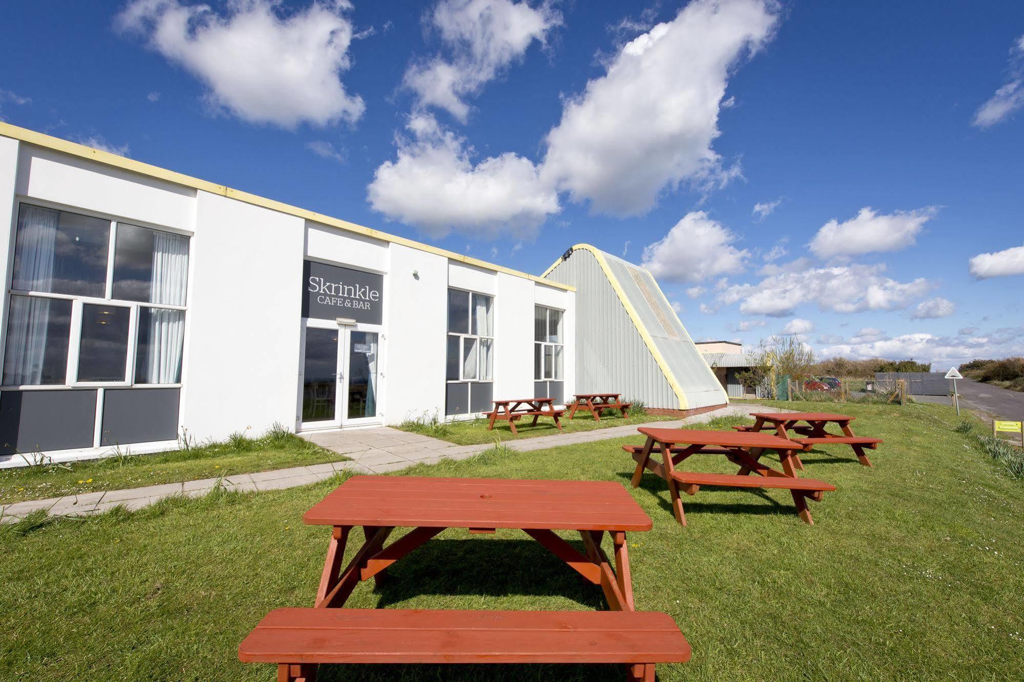 Yha Manorbier Hostel Tenby Ngoại thất bức ảnh