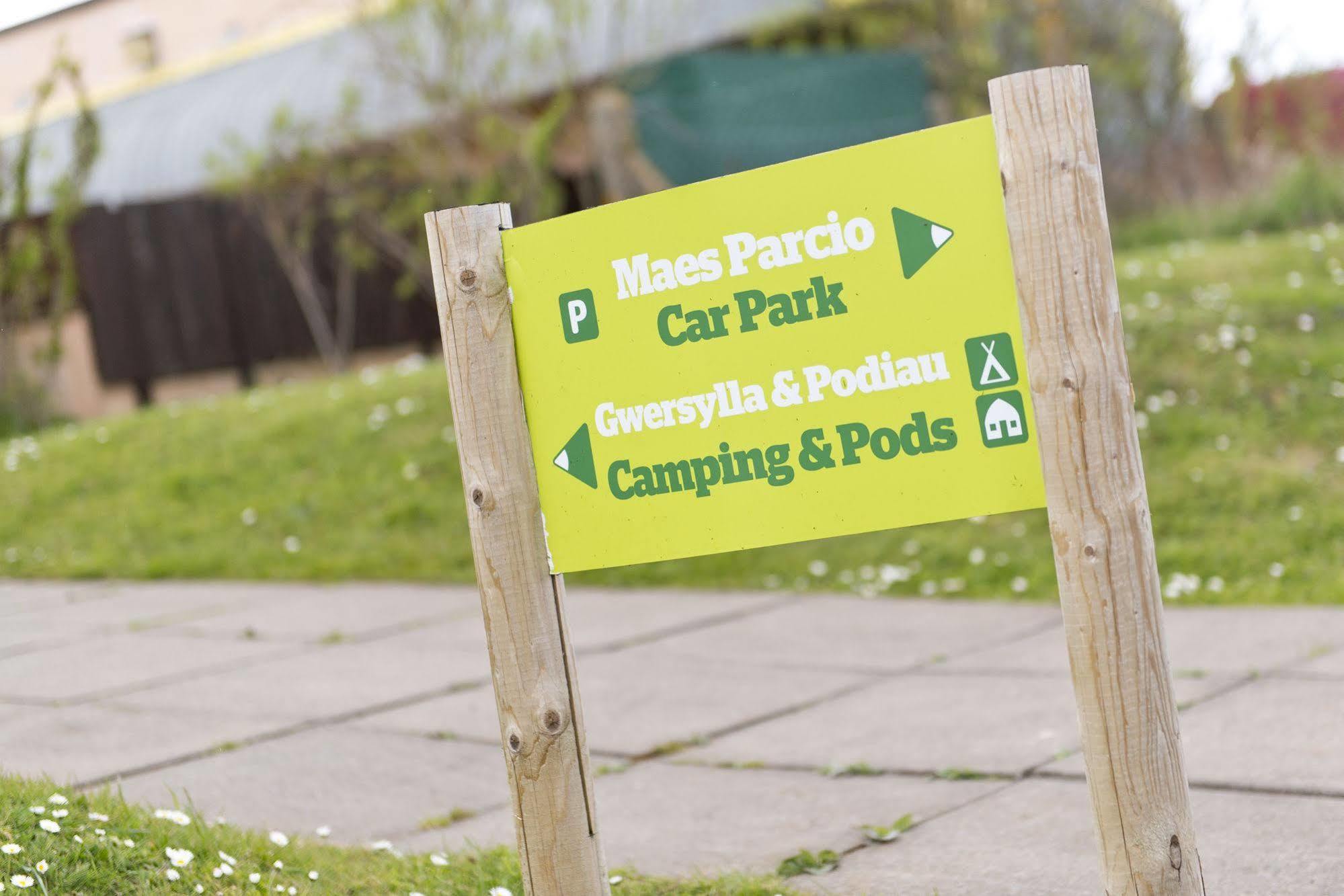 Yha Manorbier Hostel Tenby Ngoại thất bức ảnh