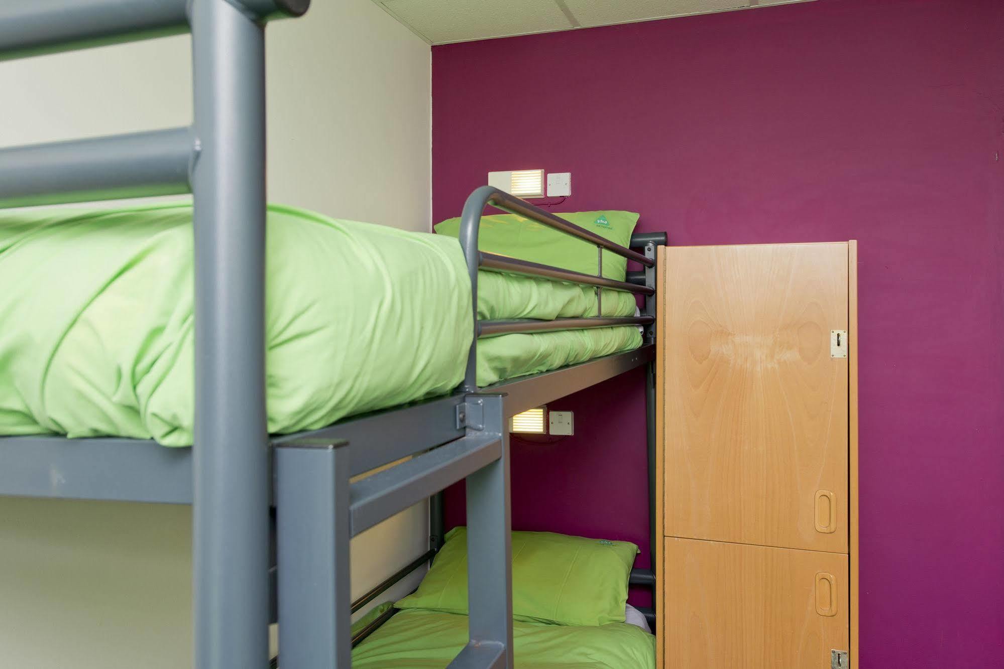 Yha Manorbier Hostel Tenby Ngoại thất bức ảnh